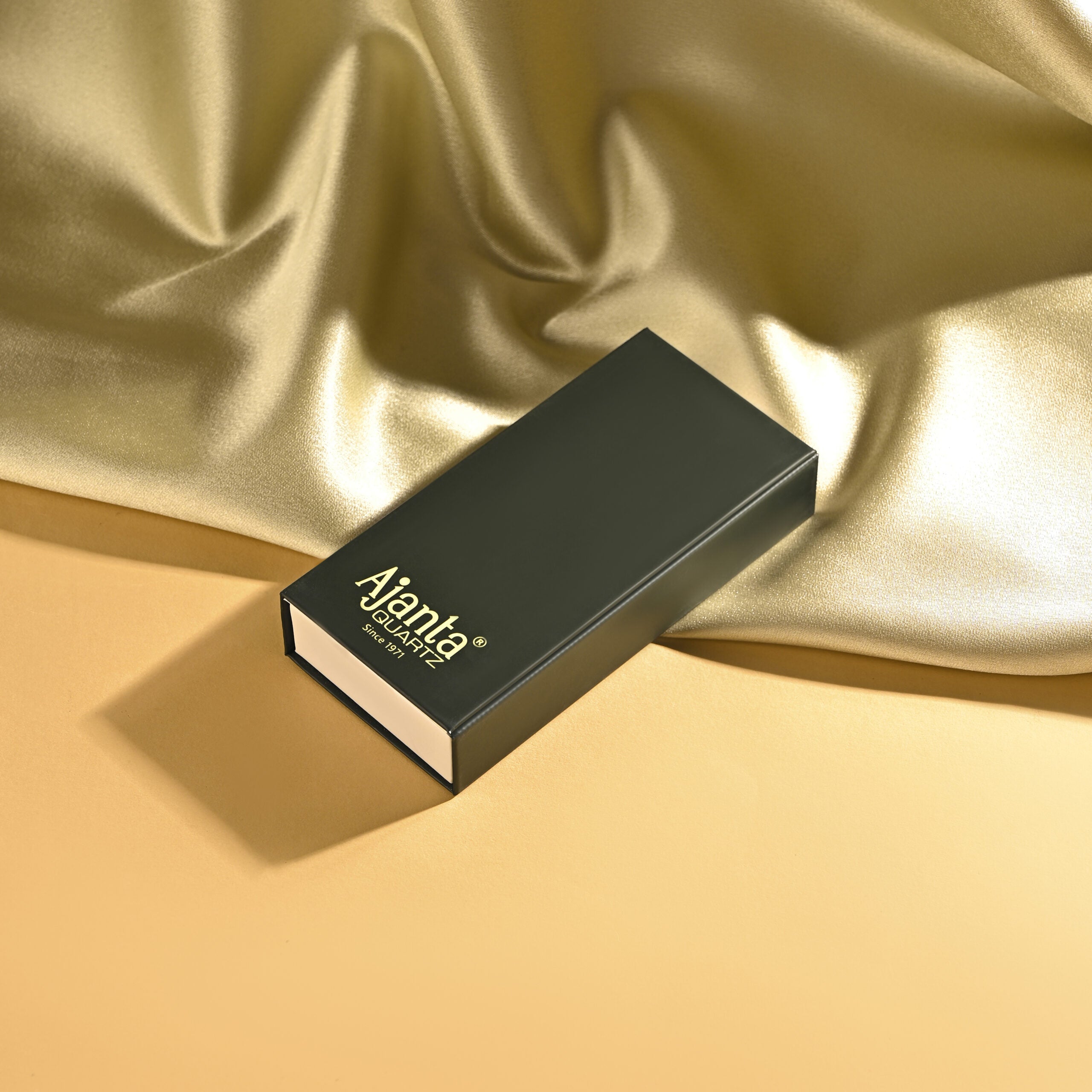 Ajanta Women’s Stainless Steel Strap Watch | AWC203KTL/3/BLR/RME