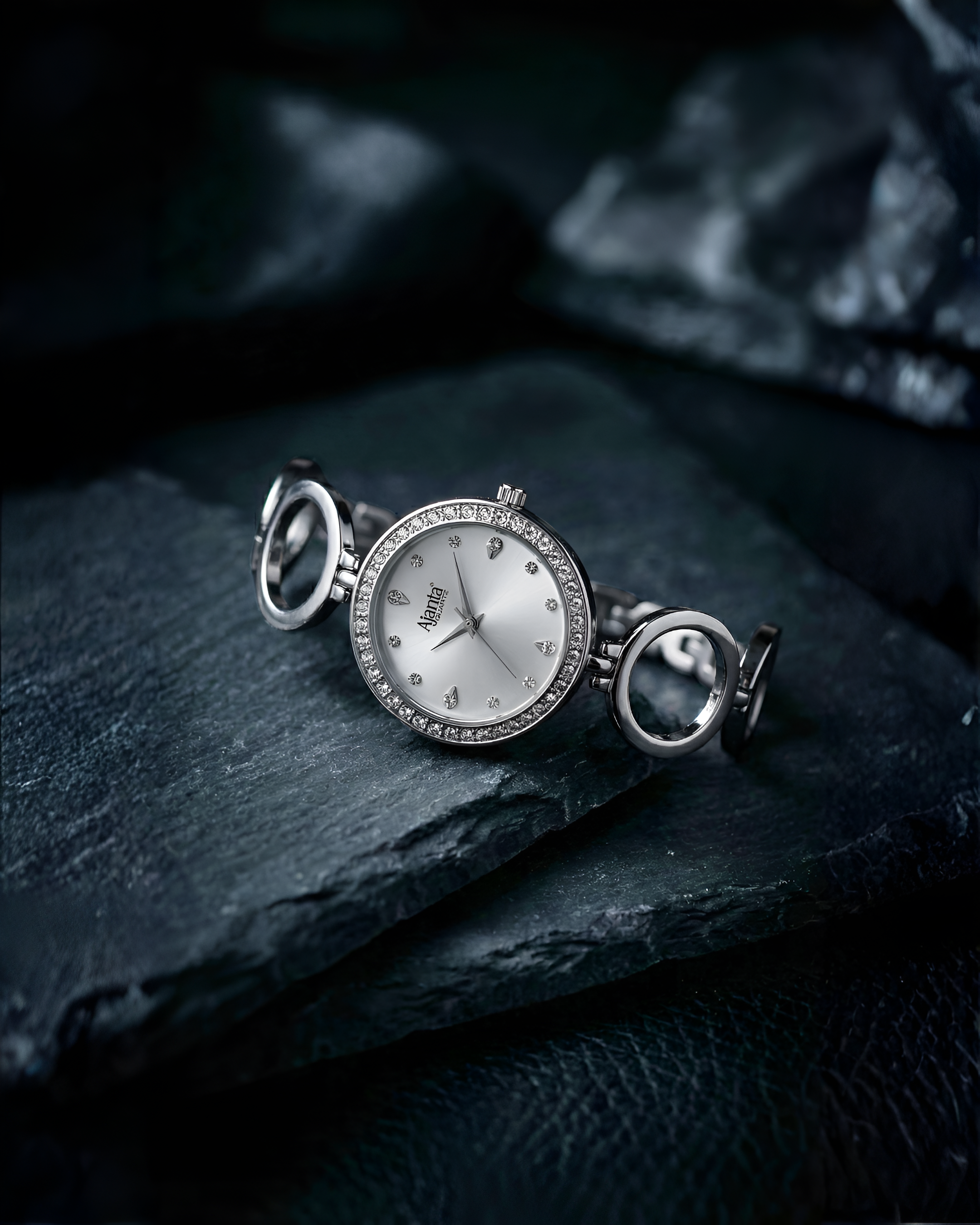 Diamée Silver Dial Silver-Tone Bracelet
