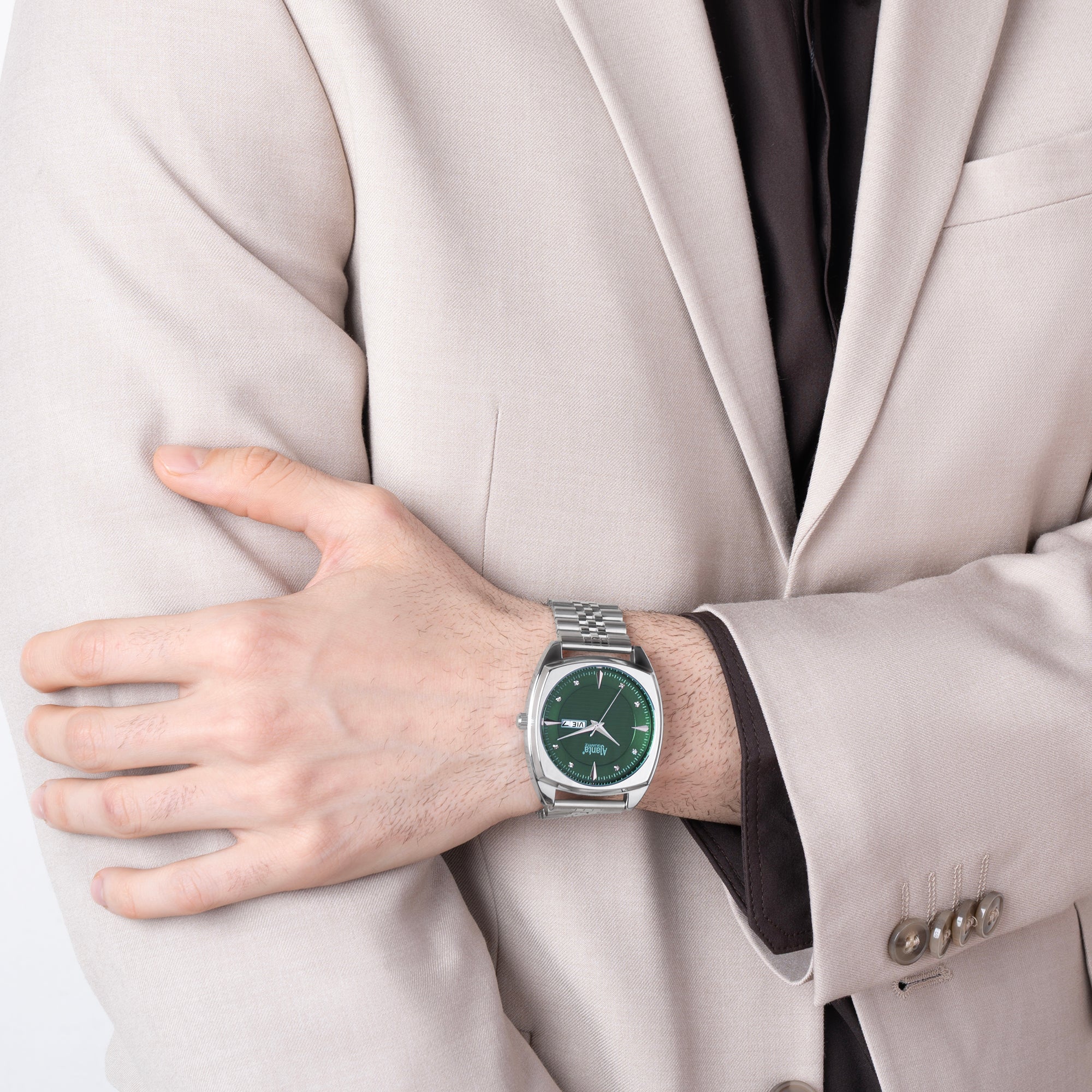 Ajanta Quartz Green Dial Silver Analog Watch for Men – Stainless Steel Strap with Day & Date Display | AWC132ESG/3
