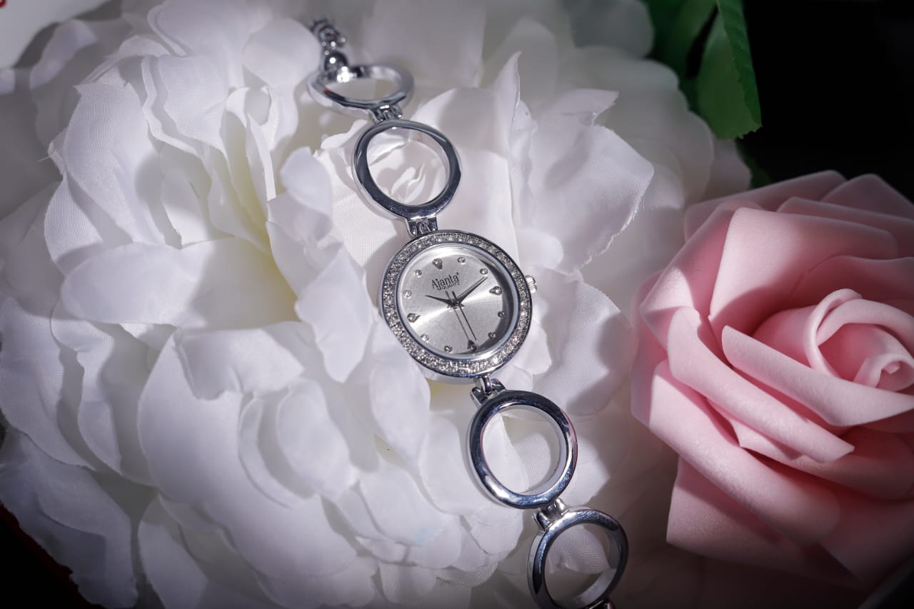 Ajanta Women’s Stainless Steel Strap Watch | AWC201KTL/SSL