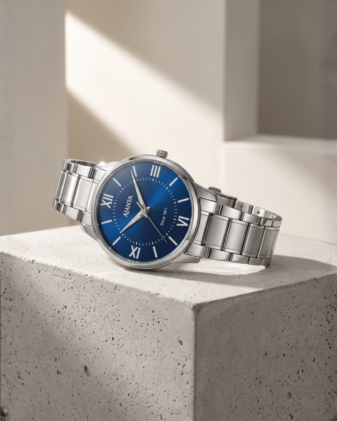 Montero Blue Sunray Dial Stainless Steel Analog Watch for Men
